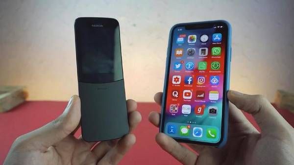 诺基亚8110开箱:上4G网玩游戏 和iPhoneX没大