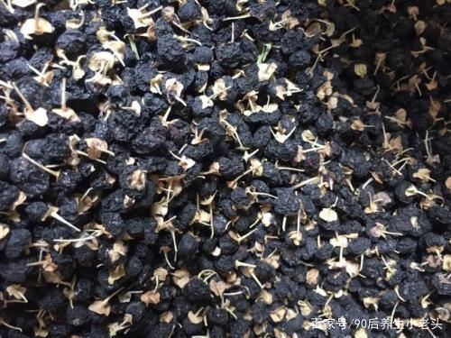 枸杞小科普-黑枸杞一次泡几颗、黑枸杞如何泡
