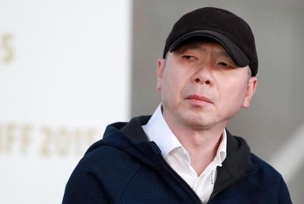 冯小刚不惧徐帆偷翻手机,理由实在毁人三观!