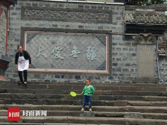 汶川古镇“腾笼换鸟” 粤式重建生态新城