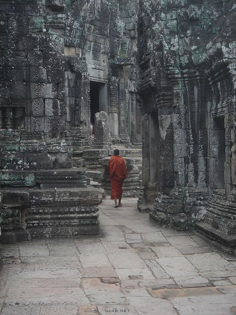 一盏青灯伴古佛,半为修行半入魔(9)