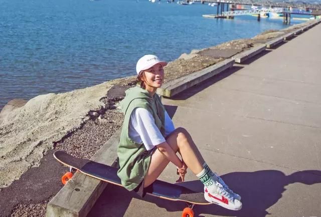 八字命理分析:身价过亿却称只租房不买房!王珞