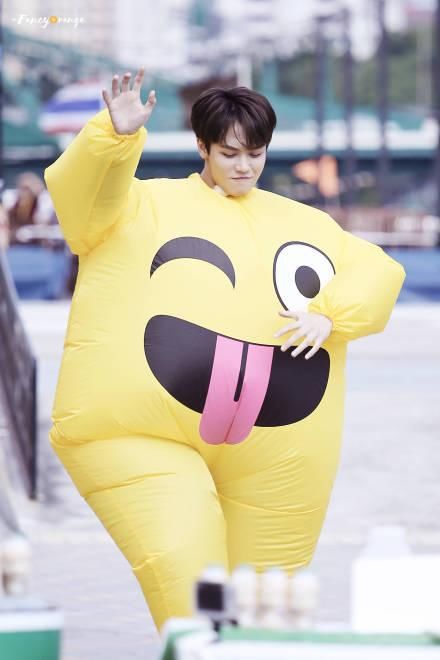 乐华九子第一档超级网综,蔡徐坤、陈立农、范