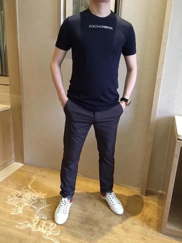 巴宝莉、LV、杜嘉班纳、纪梵希 2018春夏官网