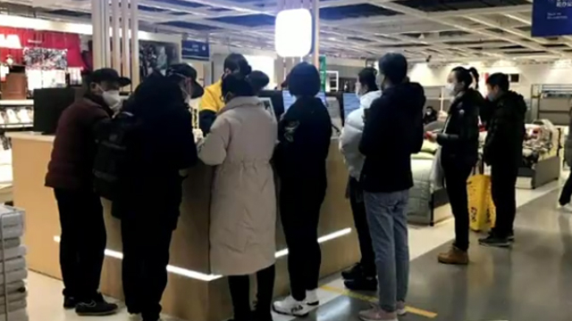 疫情期间在商场购物时不要做这些事 疫情期间在商场购物时不要做这些事