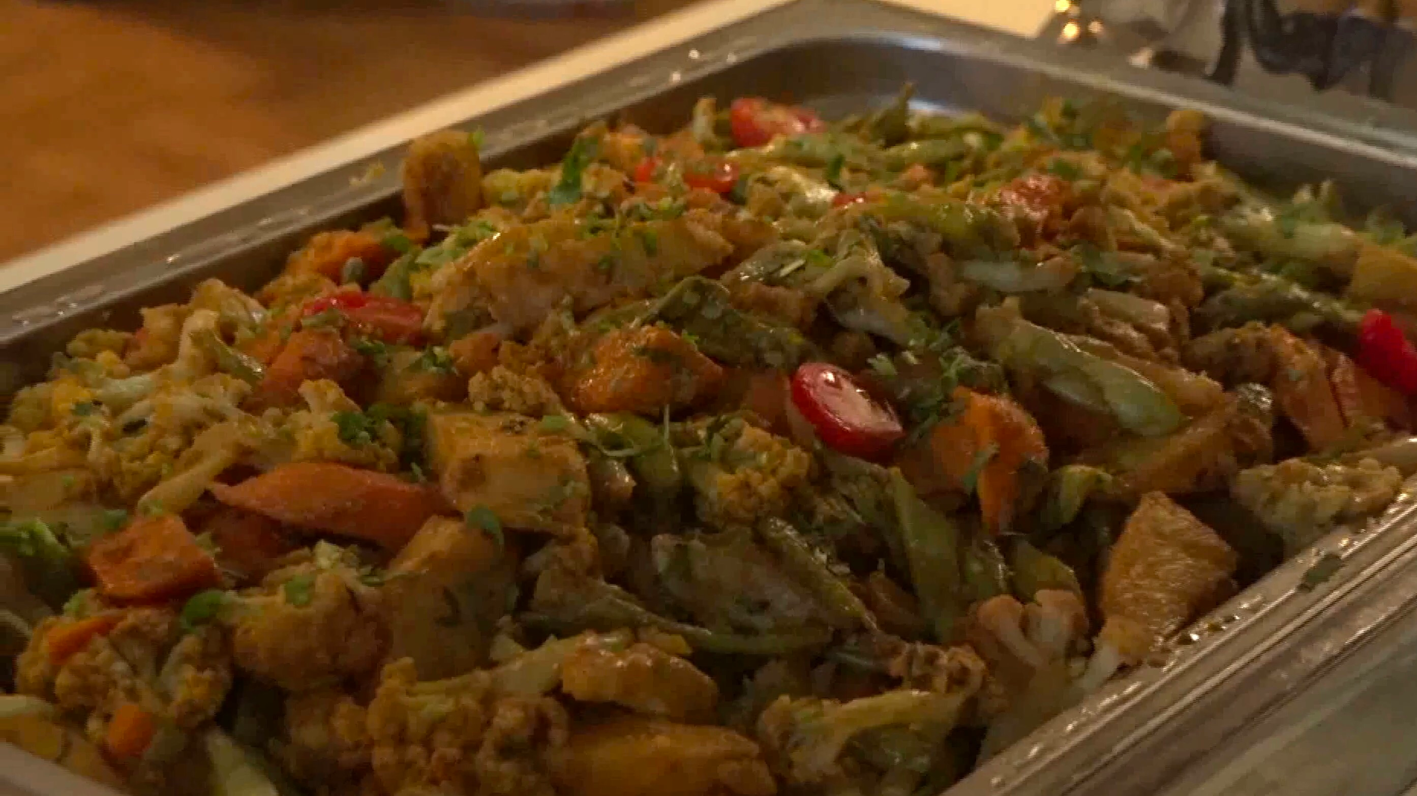 中国好邻居!尼泊尔副总理喊你去使馆吃大餐了 中国好邻居!尼泊尔副总理喊你去使馆吃大餐了