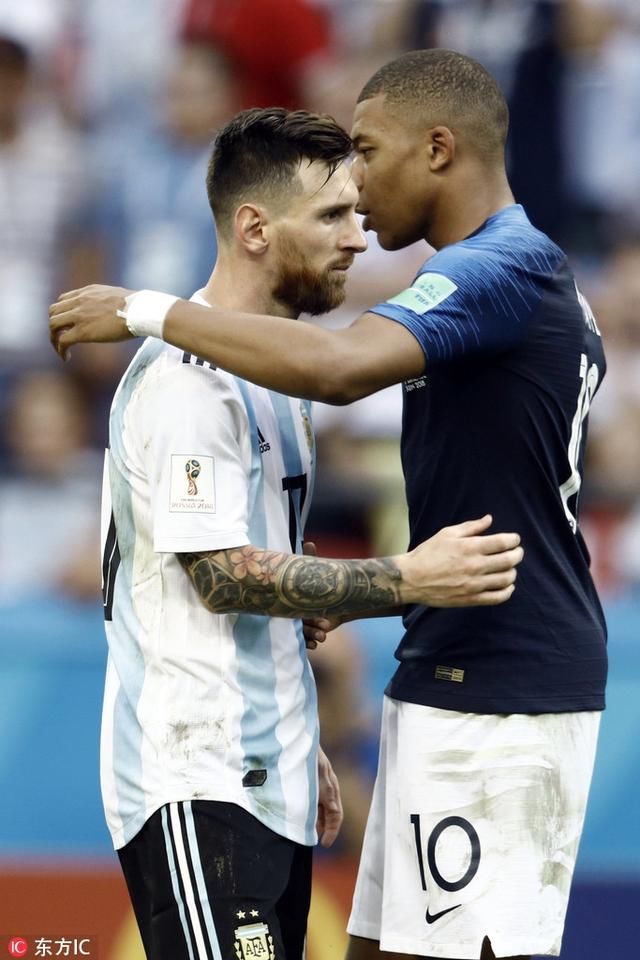 法国10号姆巴佩横空出世,除了速度快,还有那些