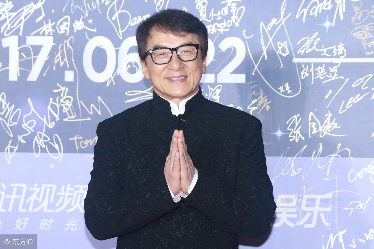 李连杰,成龙,洪金宝现在的照片对比年轻的照片