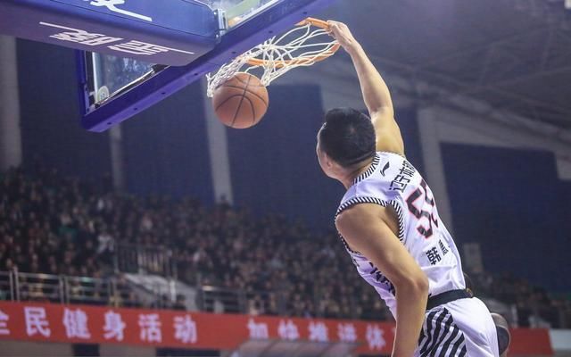 辽篮加时险胜同曦拒绝连败和被双杀 两员大将