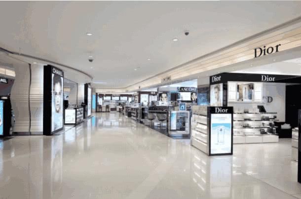 中国游客遭韩国民众嫌弃,今年黄金周,韩国民众