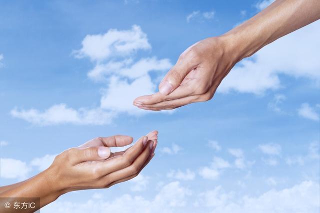 美得令人心痛的句子,句句让人泪流满面,总有一