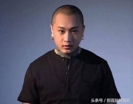 被天佑睡过的女徒弟竟然和方丈…