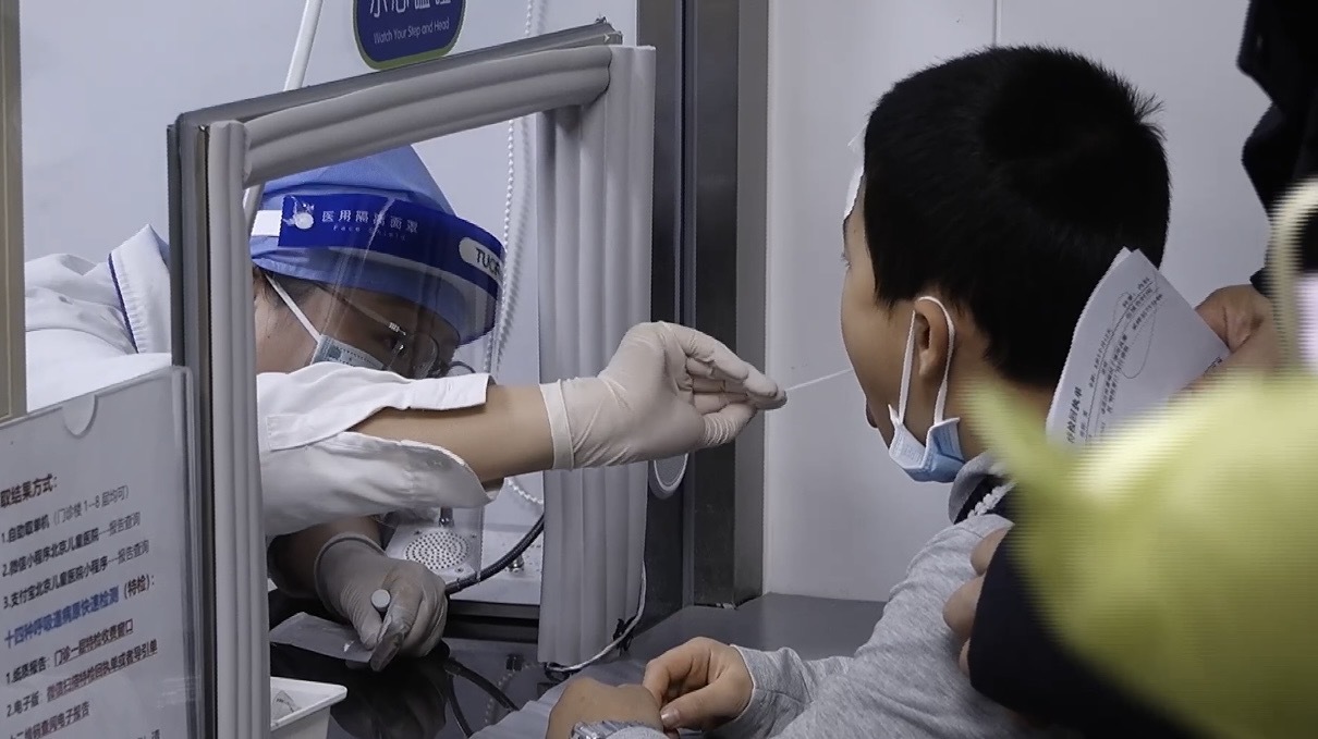 和普通感冒相比流感的全身症状更明显,儿科医生特别提醒—— 和普通感冒相比流感的全身症状更明显,儿科医生特别提醒——