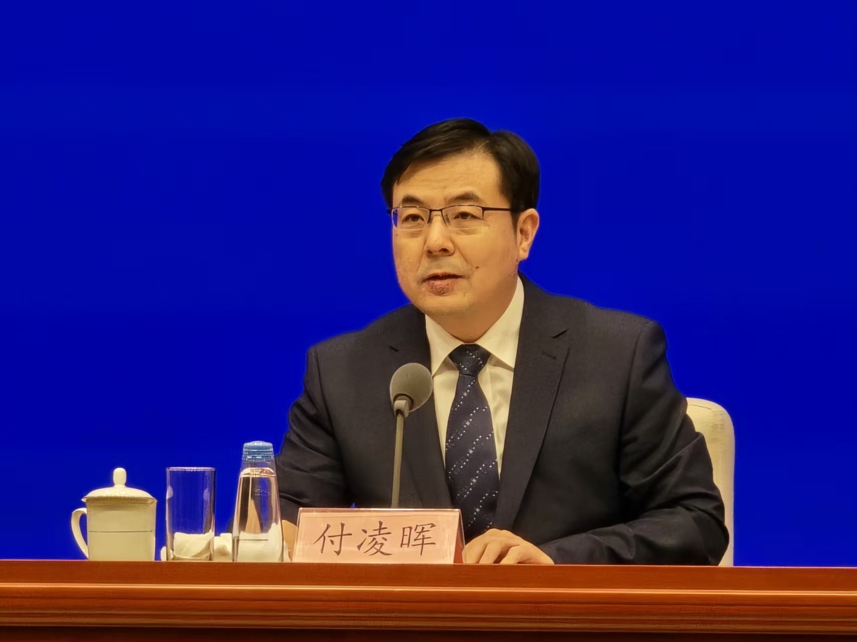 国家统计局:5月份中国经济运行总体平稳 国家统计局:5月份中国经济运行总体平稳