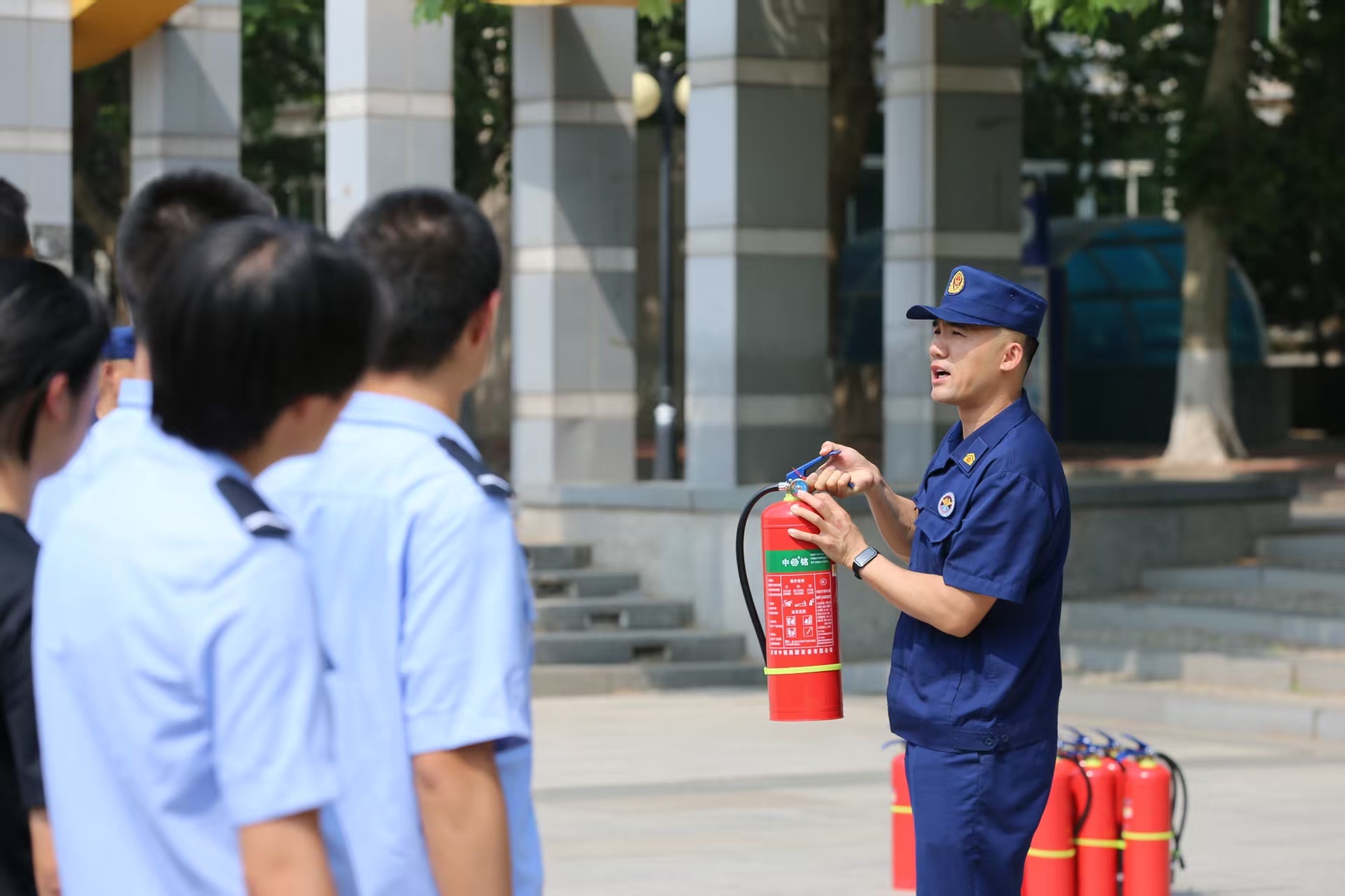 消防知识进高校千名师生共学防火安全课 消防知识进高校千名师生共学防火安全课