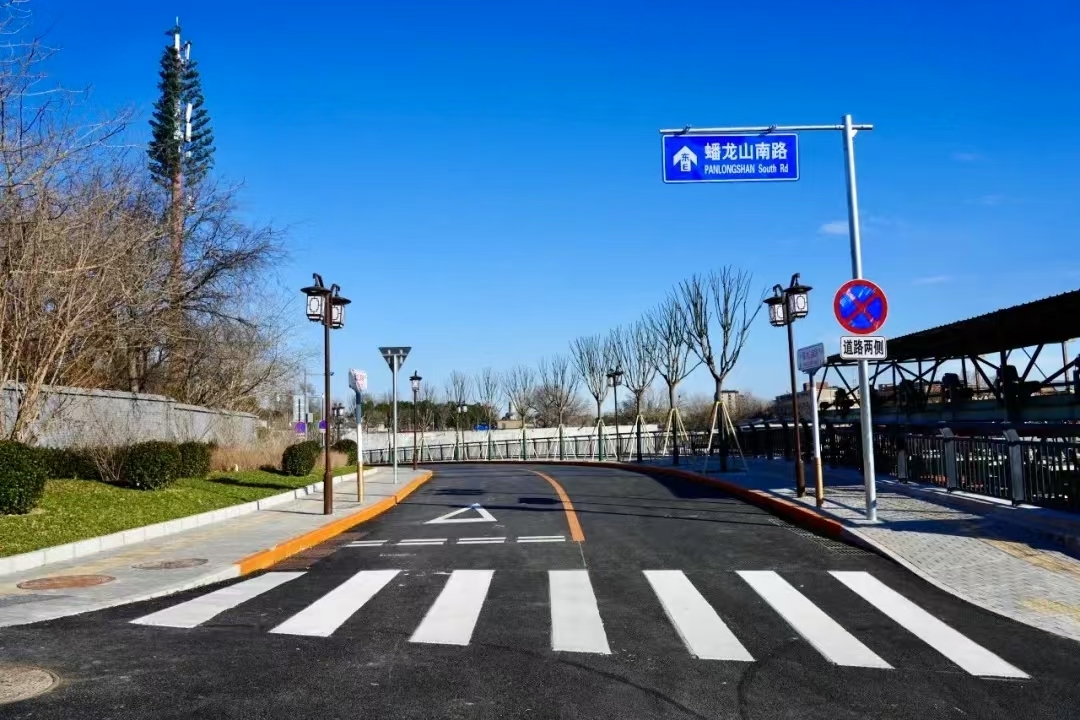 无需再穿行!模式口蟠龙山南路通车亮相 无需再穿行!模式口蟠龙山南路通车亮相