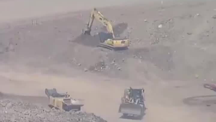 日本昼夜赶建军事基地！现场曝光