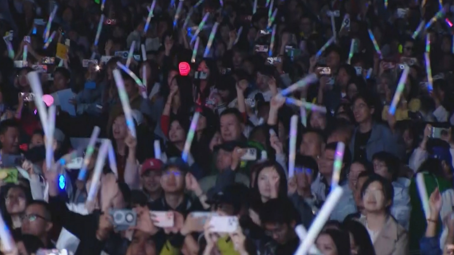 七万人“双节”欢聚绿心 北京大运河音乐节圆满收官 七万人“双节”欢聚绿心 北京大运河音乐节圆满收官