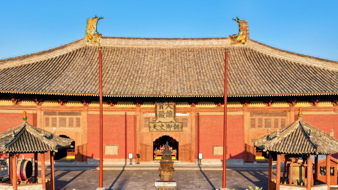 大同华严寺殿墙遭游客刻字?官方:系浮尘涂画未造成损伤 大同华严寺殿墙遭游客刻字?官方:系浮尘涂画未造成损伤