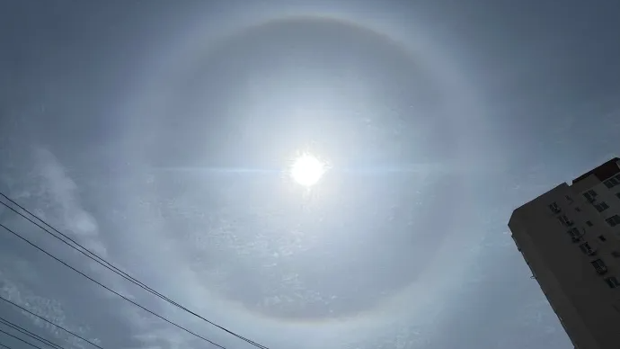 北京天空现梦幻日晕 北京天空现梦幻日晕