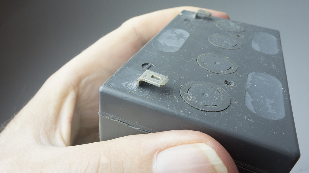 辟谣 | 广西梧州通报“西江梧州段被投放铅酸电池”相关调查情况 辟谣 | 广西梧州通报“西江梧州段被投放铅酸电池”相关调查情况