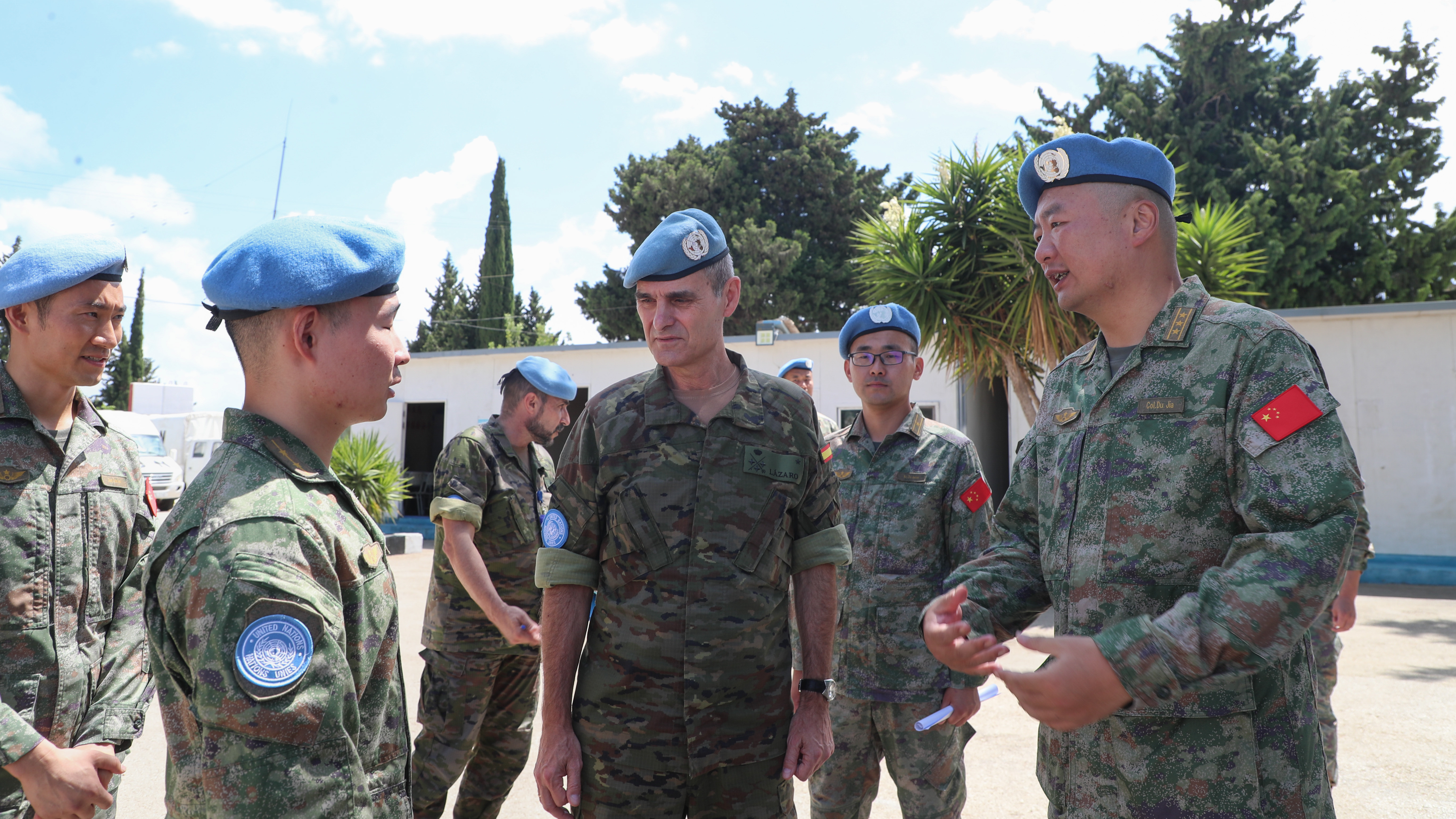 大国担当!联黎部队司令赞扬中国维和部队 大国担当!联黎部队司令赞扬中国维和部队