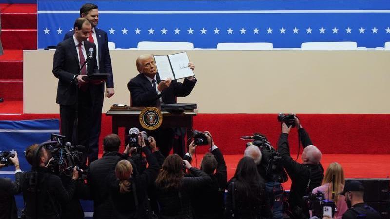 一周三变！特朗普政策“特没谱”