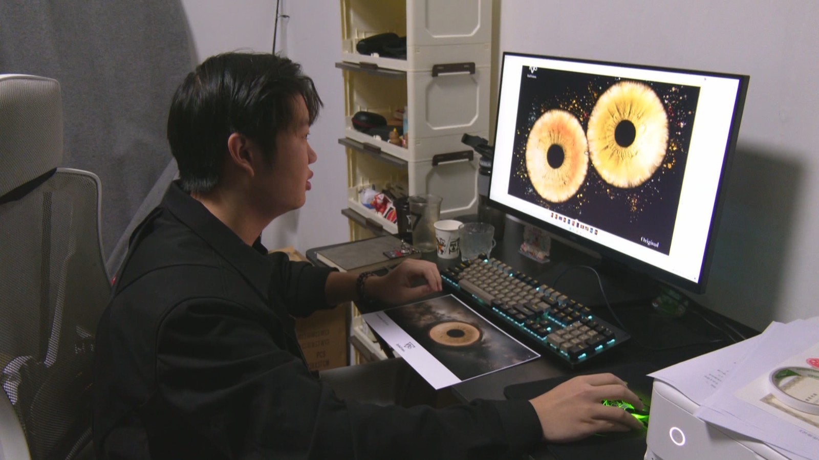 “虹膜写真”突然爆火 这事“安全”吗