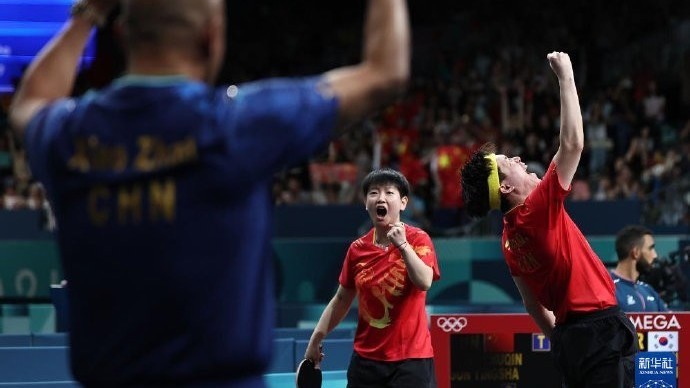 恭喜他们！莎头晋级混双决赛