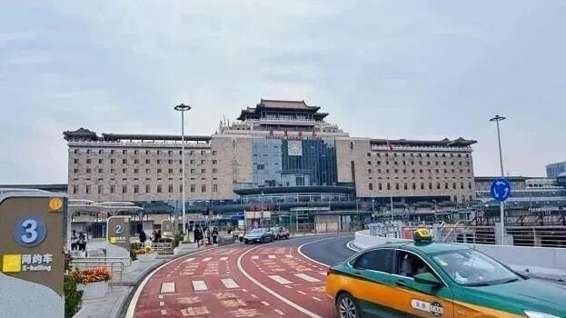 春节假期，北京9条地铁线延长运营时间，5条线路提前开门