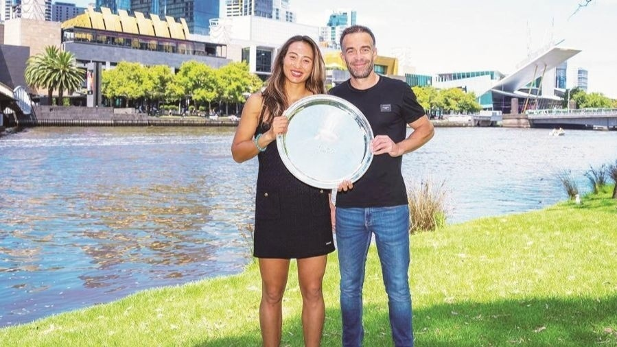 郑钦文单方面取关里巴，是要换教练的前奏？新教练会是谁？