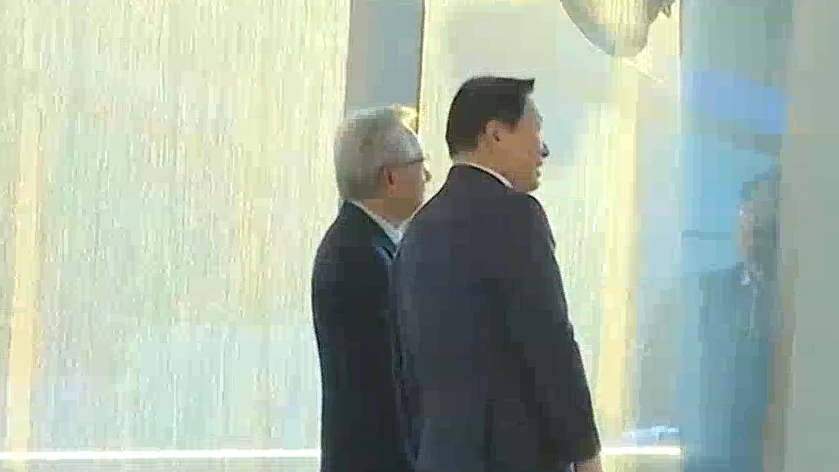 崔泰源与黄仁勋在美国炸鸡店会面讨论芯片和AI合作 崔泰源与黄仁勋在美国炸鸡店会面讨论芯片和AI合作