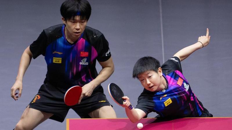 多哈世乒赛:“莎头”组合双线晋级 中日女单捉对厮杀 多哈世乒赛:“莎头”组合双线晋级 中日女单捉对厮杀