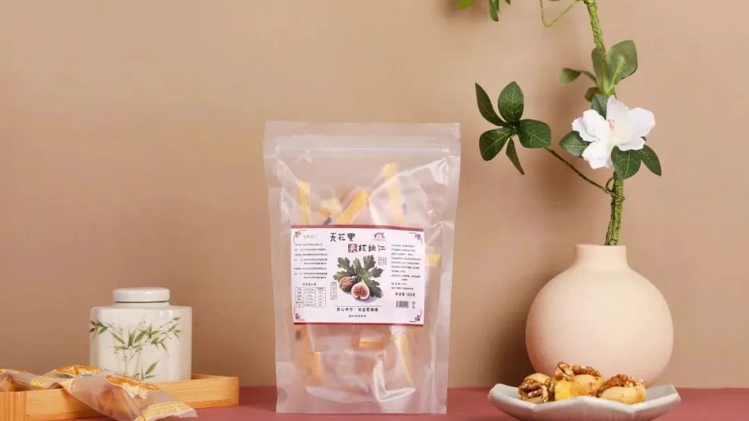 这款配料表比脸还干净的神仙零嘴。