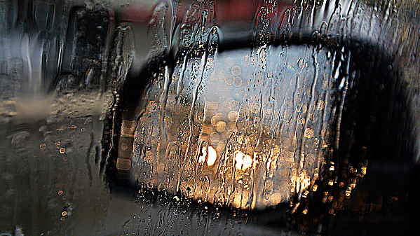 目前较强降水回波主要影响朝阳、顺义、平谷、丰台 目前较强降水回波主要影响朝阳、顺义、平谷、丰台