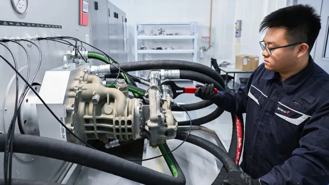 航空维修新突破！Ameco完成国内首台A350飞机发动机燃油泵自主大修