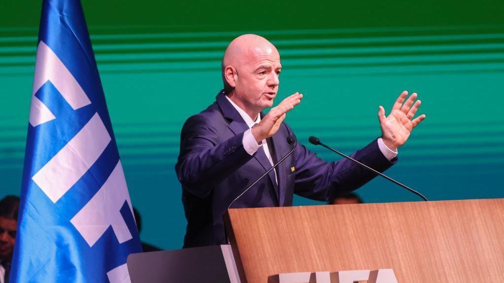 FIFA主席因凡蒂诺:中国可以办世界杯 FIFA主席因凡蒂诺:中国可以办世界杯