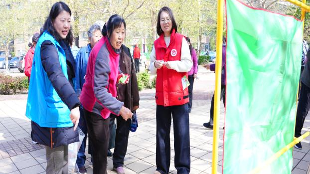 趣味游戏+实地打卡!丰台街道这场垃圾分类活动“分”外精彩 趣味游戏+实地打卡!丰台街道这场垃圾分类活动“分”外精彩
