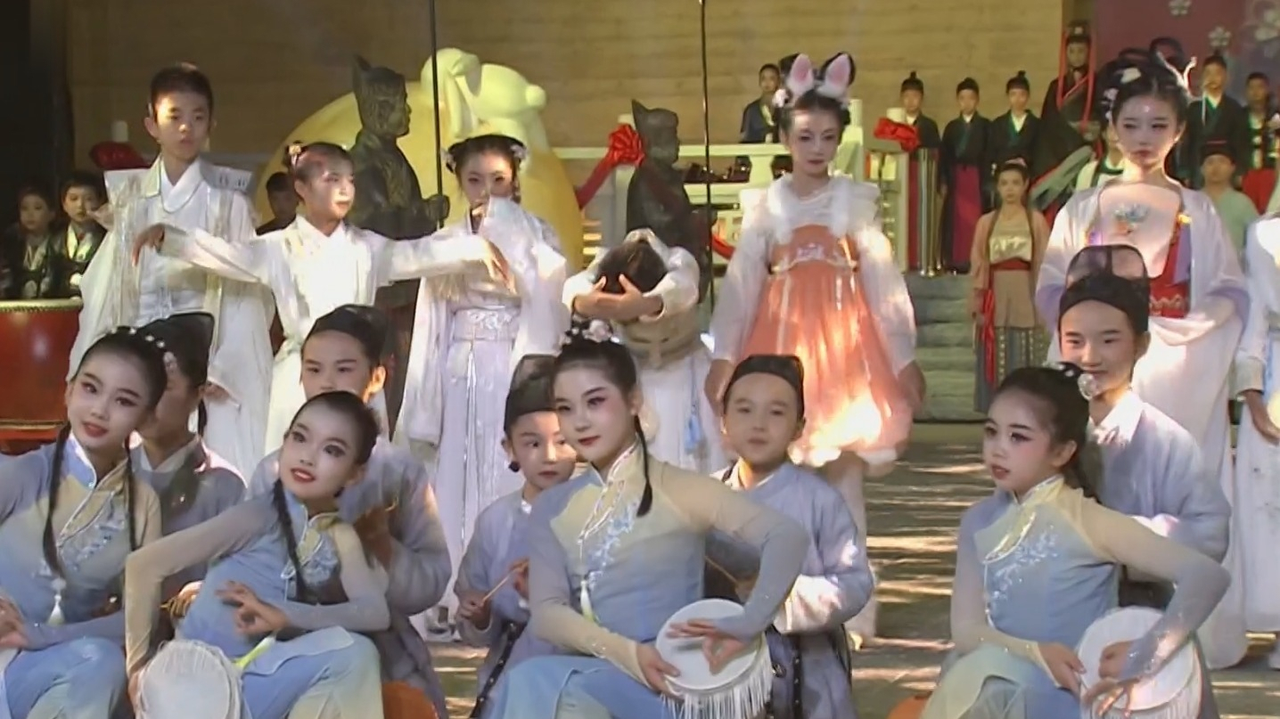 月满山河 家国同庆丨“古今同辉·璀璨新城” 路县故城遗址公园举办中秋汉风游园活动