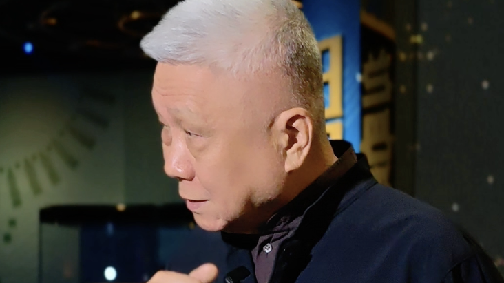 马未都打卡首博 解读世人偏爱黄金缘由