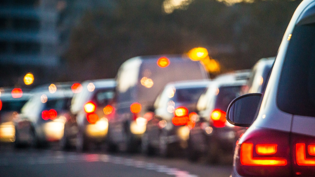 北京:3月31日启动新一轮机动车尾号限行轮换 北京:3月31日启动新一轮机动车尾号限行轮换