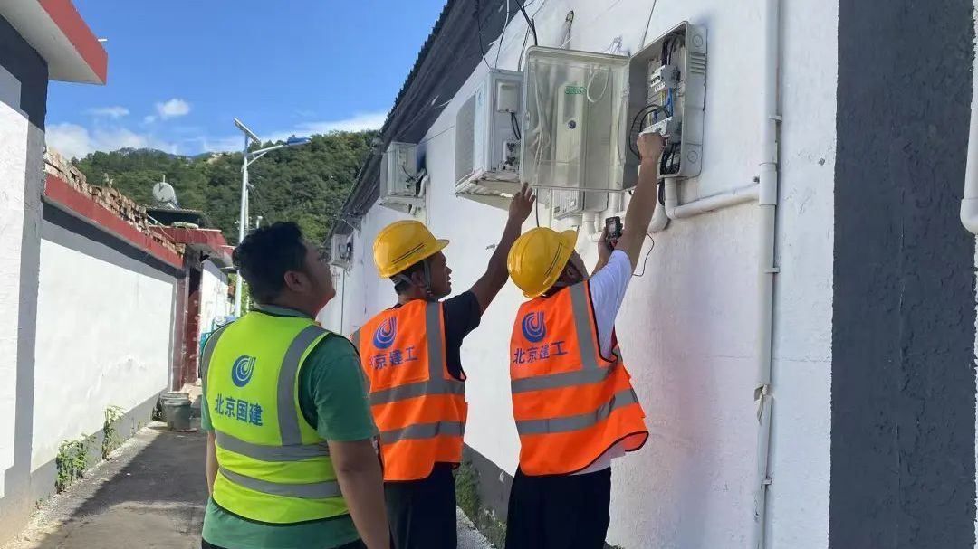 怀柔区住建委调配50名专业电工入户检修电路 怀柔区住建委调配50名专业电工入户检修电路