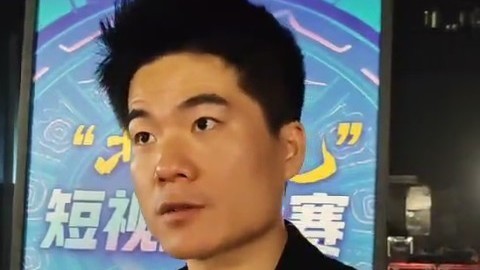 董宇辉为北京范儿参赛者支招儿