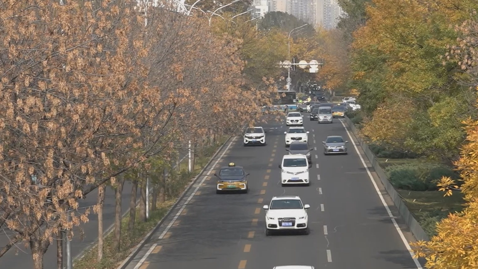 区域扩散条件不利 空气重污染橙色预警11月8日零时启动