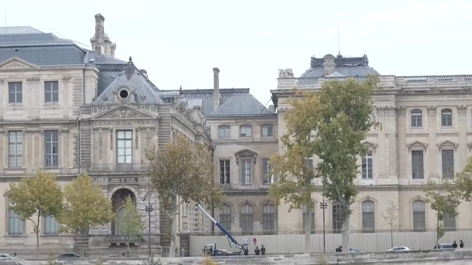 卢浮宫抢劫案两名涉案嫌疑人已被捕