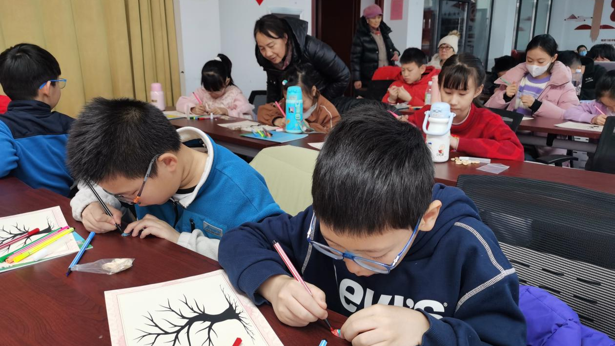 哲学+环保的奇妙碰撞！游泳场北路社区创意课堂让垃圾分类“焕新”