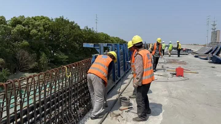 万福快速路东延工程:假期“不打烊” 确保年内建成通车 万福快速路东延工程:假期“不打烊” 确保年内建成通车