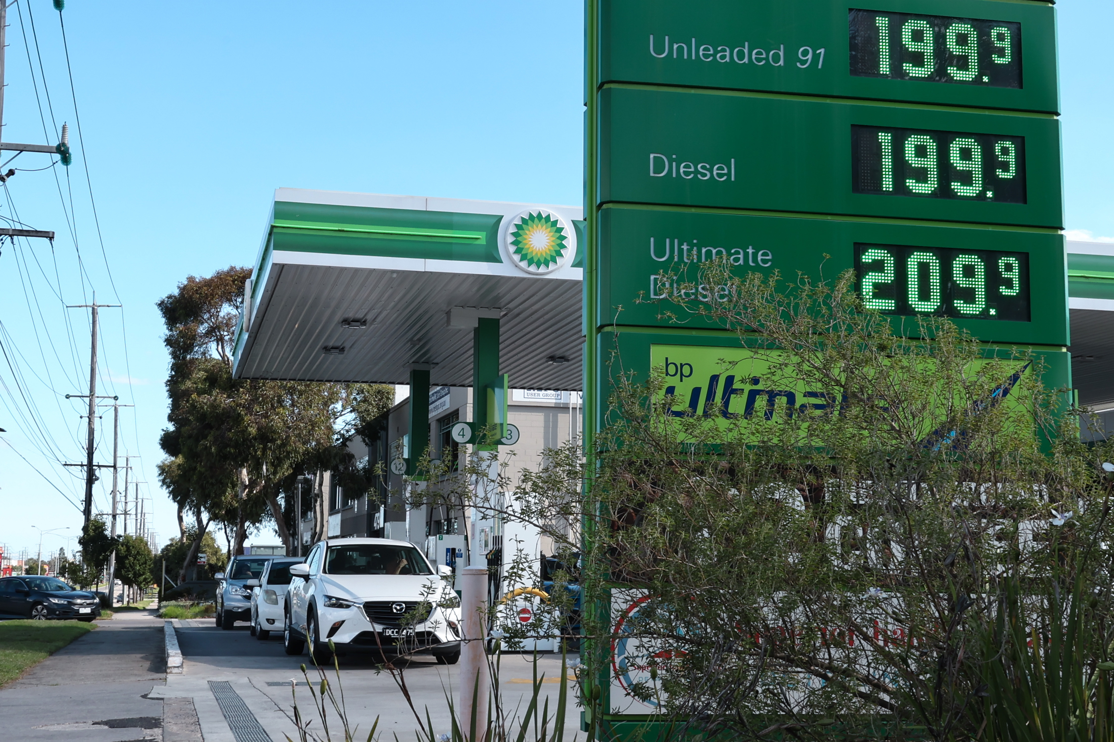 澳大利亚从马来西亚等国“补油” 澳大利亚从马来西亚等国“补油”