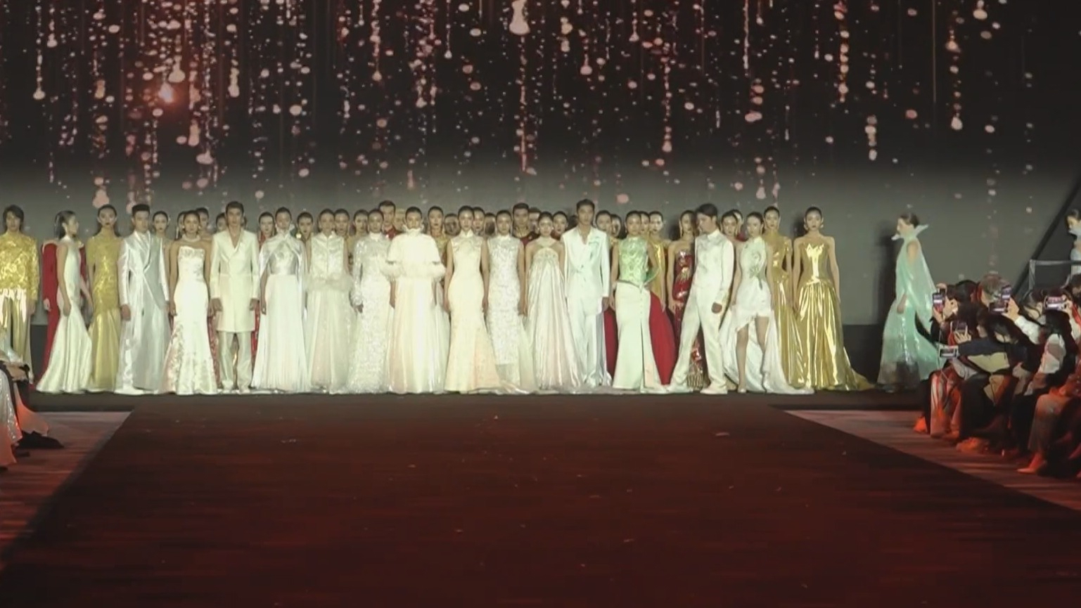 2026秋冬北京时装周开幕 2026秋冬北京时装周开幕