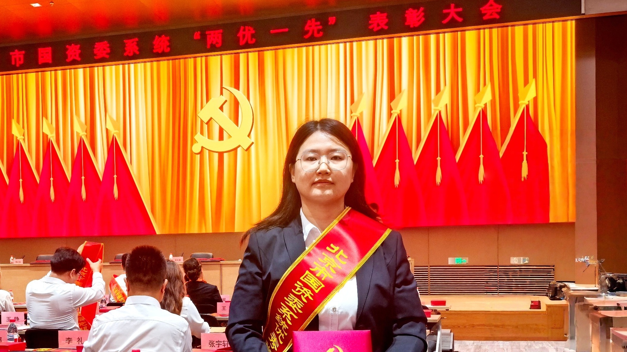 精耕党务沃土 赋能副中心环卫发展——记北京市国资委“优秀党务工作者”曹玉凤
